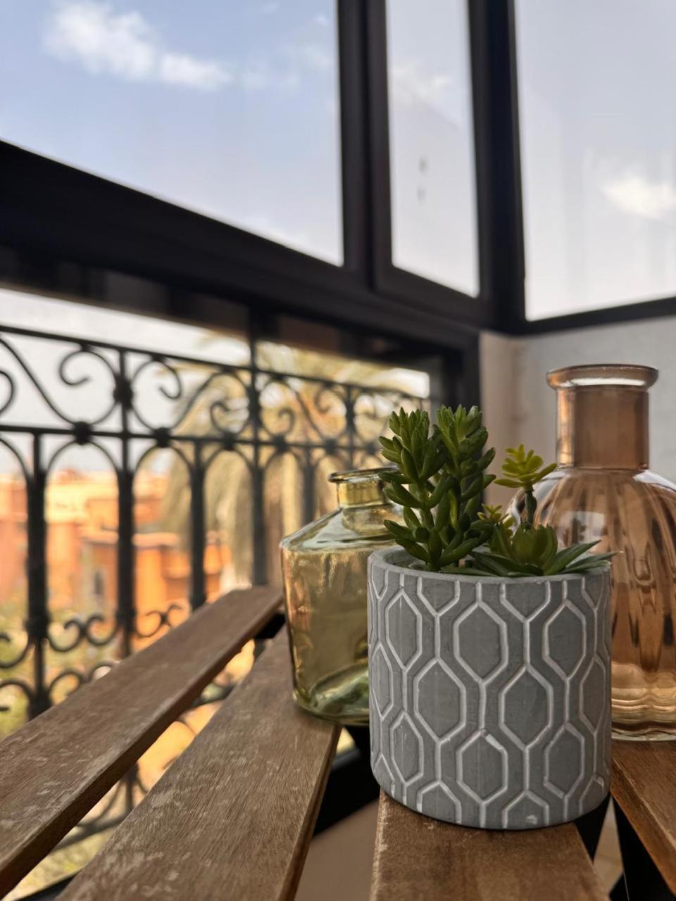 Appartement Malak - Residence Avec Piscine, Wifi, Gardien H24 Марракеш Экстерьер фото